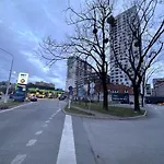New Modern Near Tipos Arena With Parking Apartman *