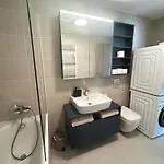 New Modern Near Tipos Arena With Parking Apartman Pozsony