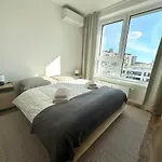 New Modern Near Tipos Arena With Parking * Pozsony