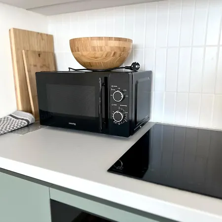 New Modern Near Tipos Arena With Parking