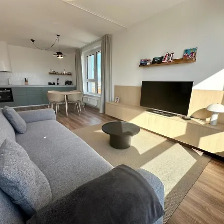 New Modern Near Tipos Arena With Parking Apartamento Bratislava