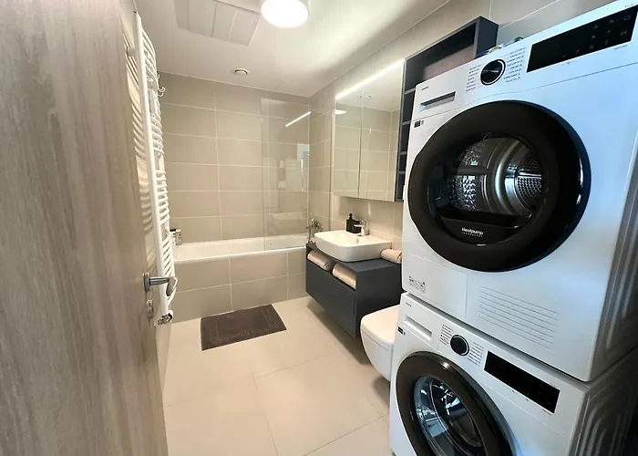 Appartement New Modern Near Tipos Arena With Parking *