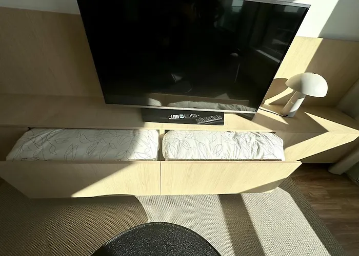 New Modern Near Tipos Arena With Parking