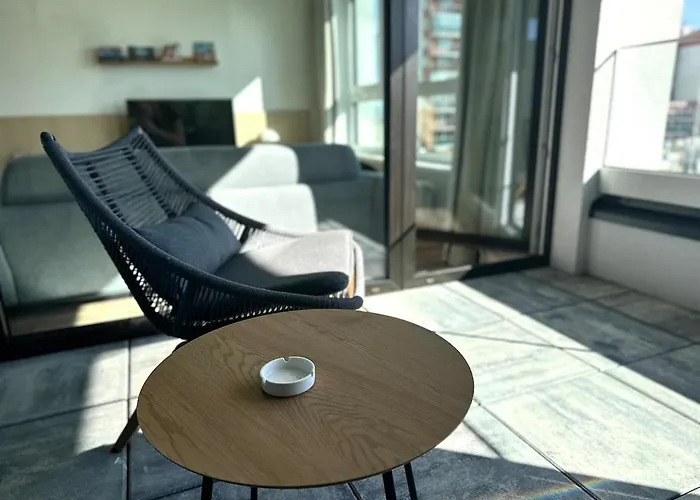 Apartmán New Modern Near Tipos Arena With Parking