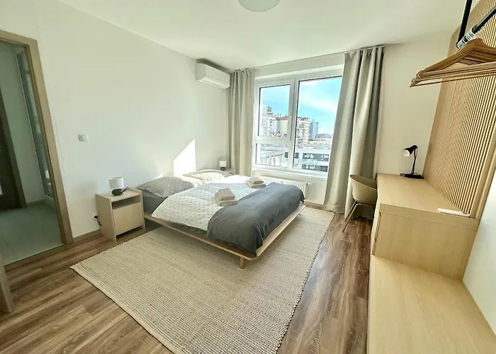 New Modern Near Tipos Arena With Parking 아파트